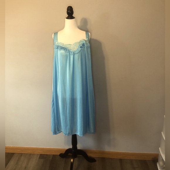Blue Vintage Nightgown - Picture 2 of 5
